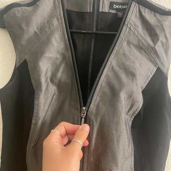BEBE DRESS • SIZE XS • FORM FITTING • GREAT CONDITION - Picture 10 of 12